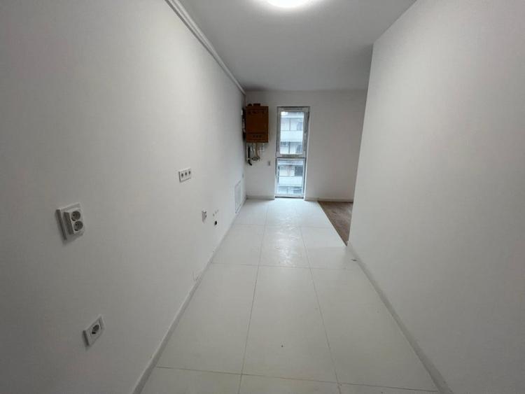 Apartament cu 2 camere semidecomandat în Borhanci