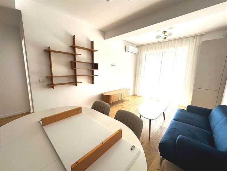 Apartament cu 2 camere, mobilat în Central