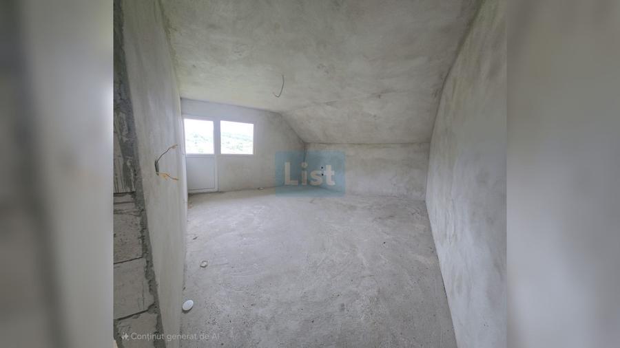 Casă cu 4 camere cu Teren 800 Mp în Nord-Est