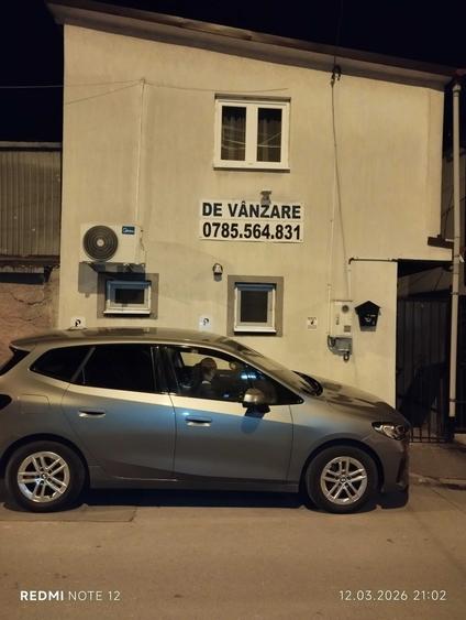 Casă cu 3 camere în Rahova