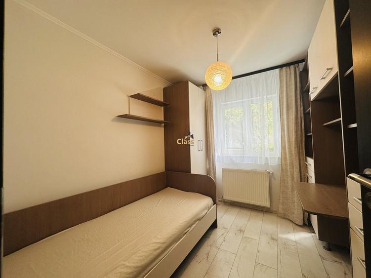 Apartament cu 3 camere semidecomandat, mobilat în Mănăștur