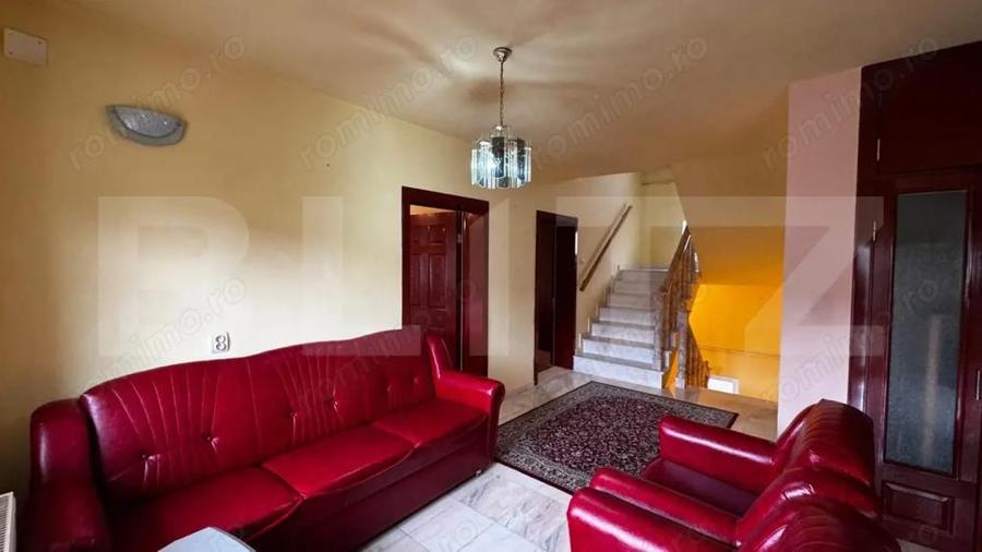 Casă cu 3 camere cu Teren 300 Mp în Cetate