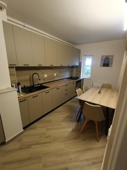 Apartament cu 2 camere decomandat în Sud