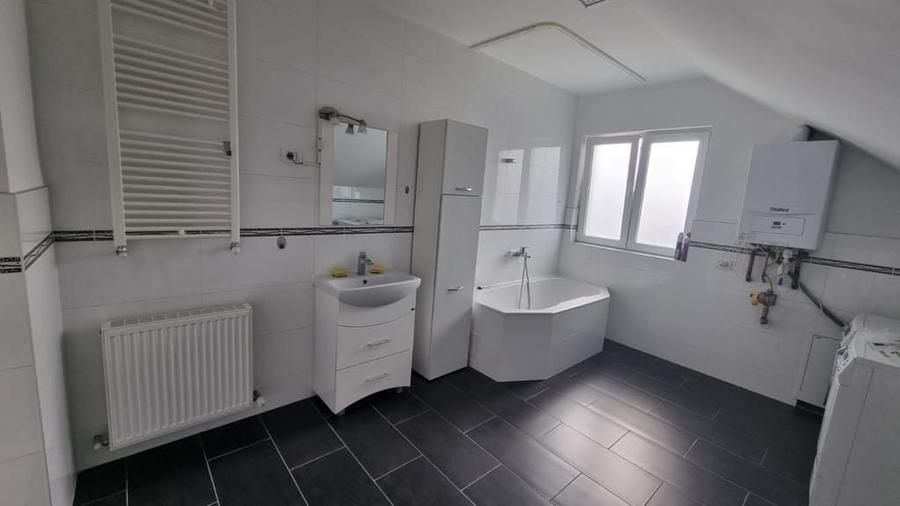 Apartament cu 2 camere în Ghiroda