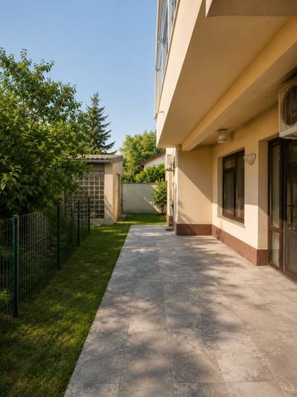 Casă individuală cu 7 camere cu Piscina în Băneasa