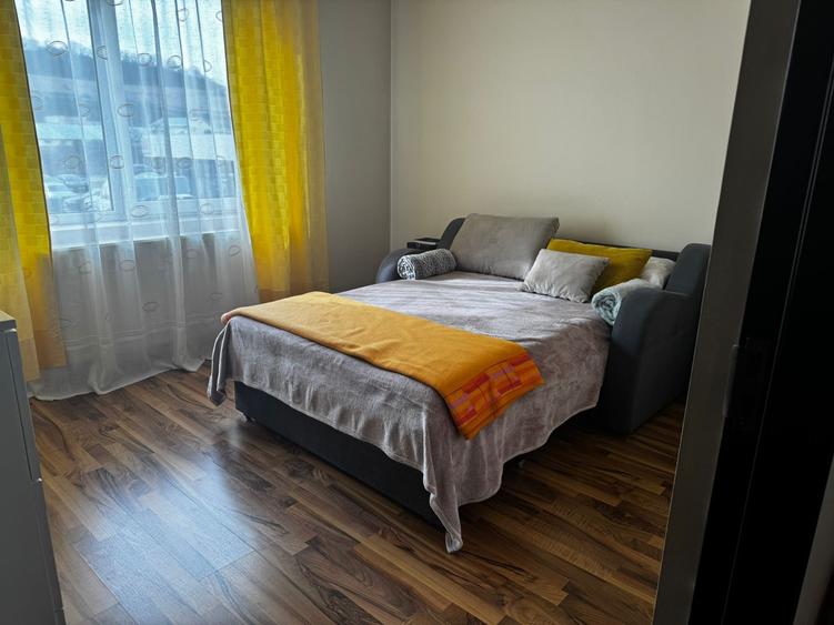 Apartament cu 2 camere semidecomandat în Florești