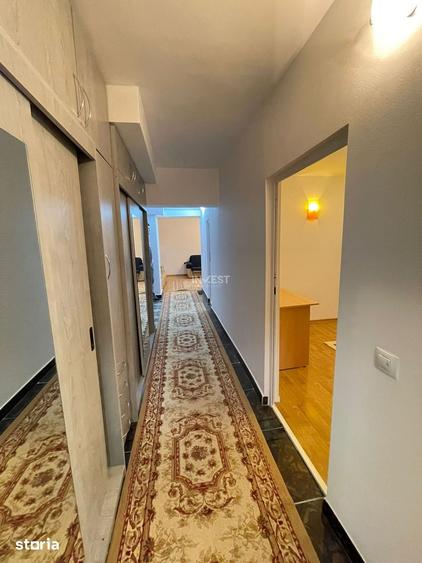 Apartament cu 3 camere decomandat în Canta