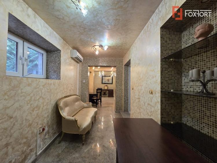 Apartament cu 3 camere semidecomandat, mobilat în Central