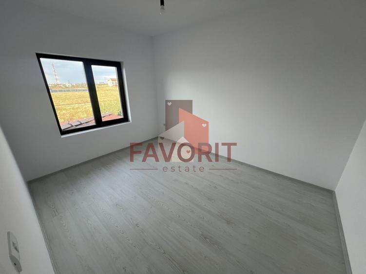 Duplex cu 5 camere cu Canalizare în Chișoda