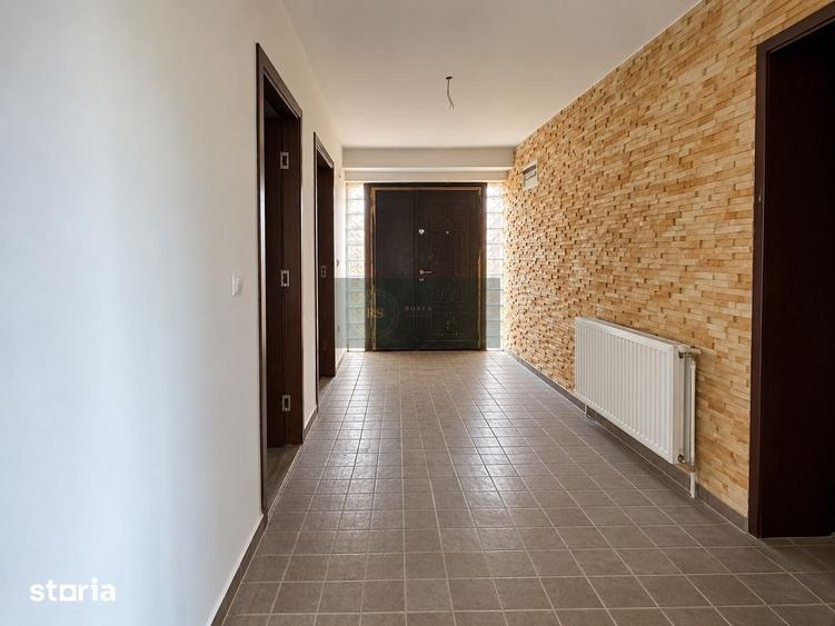 Casă cu 5 camere cu Teren 1895 Mp în Hărman