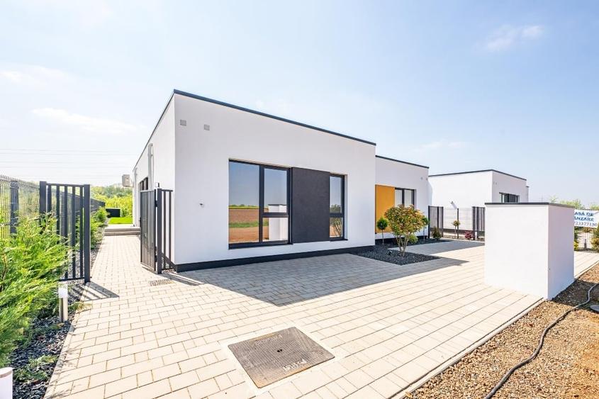 Duplex cu 3 camere cu Canalizare în Dumbrăvița