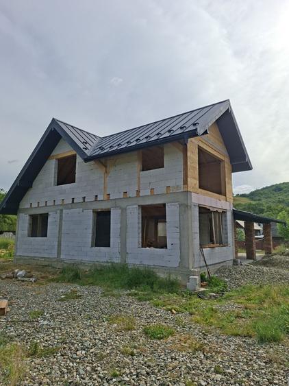 Casă cu 4 camere în Măgoaja