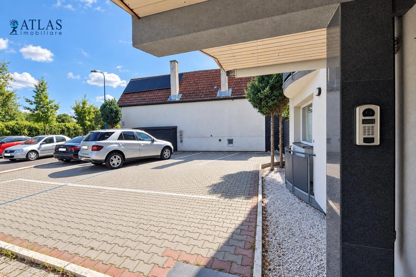 Imobil tip vila, luminos, priveliste, 77 mp., 2 parcari, 2 balcoane, et. 2 / 3, - 22