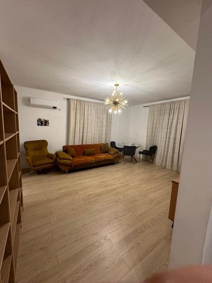 Apartament cu 2 camere decomandat în Tunari