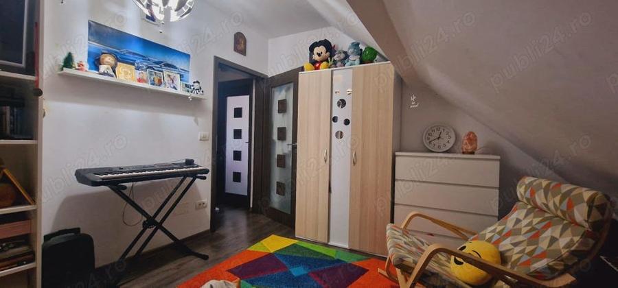 Casă cu 4 camere cu Teren 350 Mp în Central