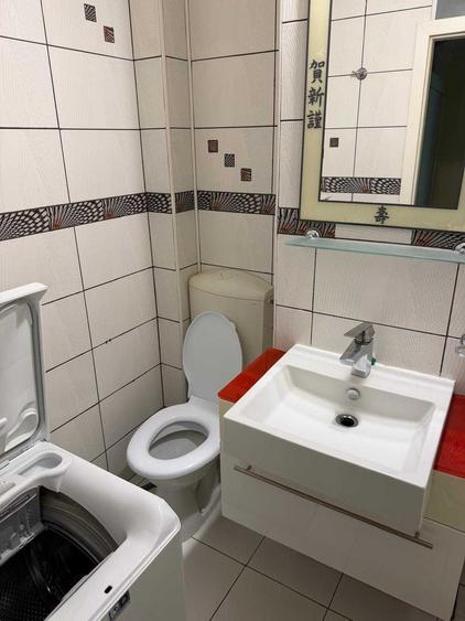 Apartament cu 3 camere decomandat în Lidia