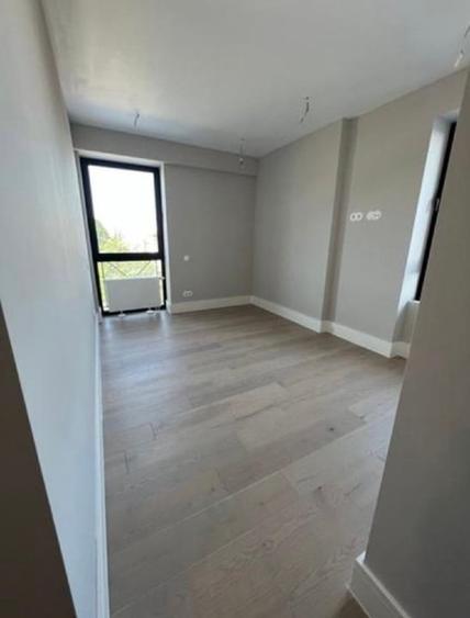 Apartament cu 4 camere, mobilat în Pipera