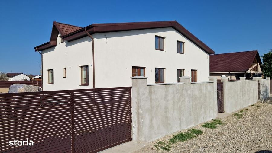 Casă cu 4 camere cu Teren 240 Mp în Câmpineanca