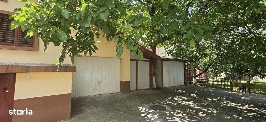 Casă cu 3 camere în Central
