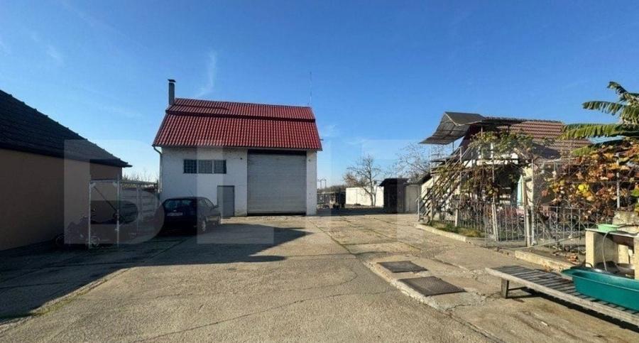 Casă cu 3 camere în Central
