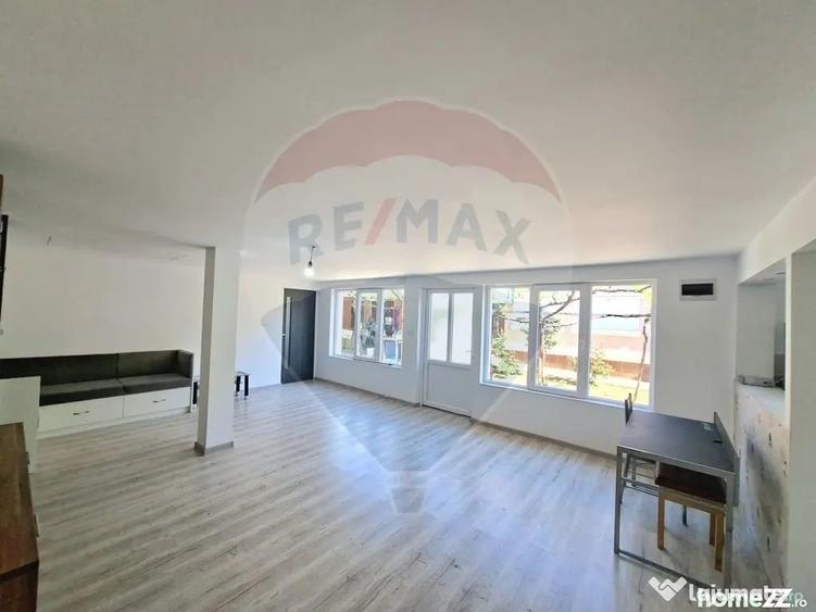 Casă cu 6 camere cu Teren 1453 Mp în Mâsca