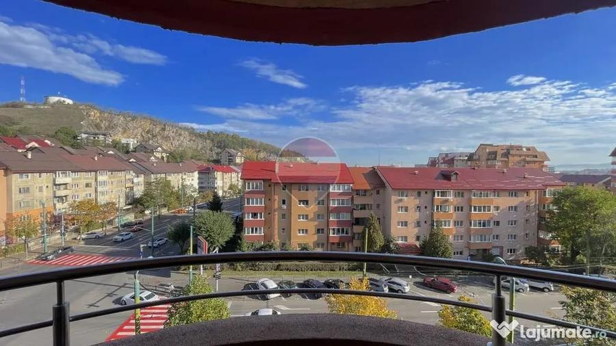 Apartament cu 2 camere decomandat în Răcădău