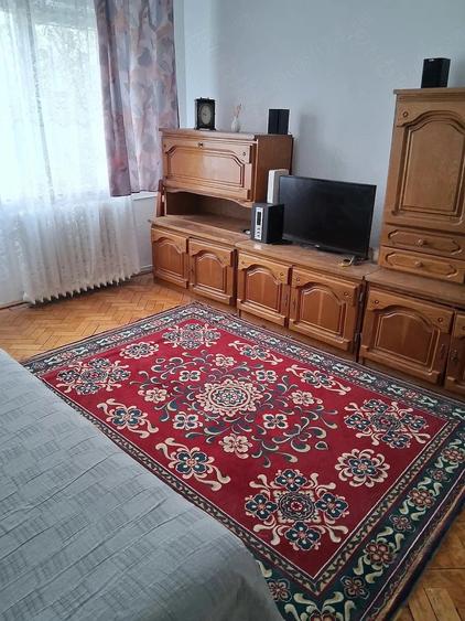 Apartament cu 3 camere decomandat în Gheorghe Lazăr