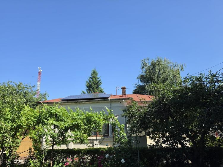 Casă cu 4 camere cu Teren 540 Mp în Central