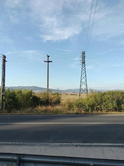 Teren de 8500 mp, în Central