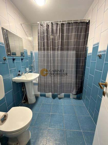 Apartament cu 3 camere decomandat în Lujerului