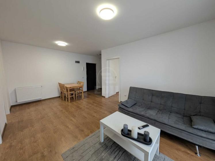 Apartament de 2 camere, deocomandat, zona Cetaii-Floresti - 1