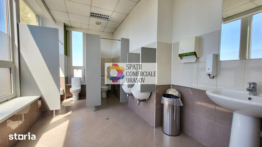 Spațiu comercial, de 495.8 mp, în Central