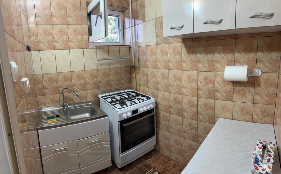 Apartament cu 2 camere nedecomandat în Central