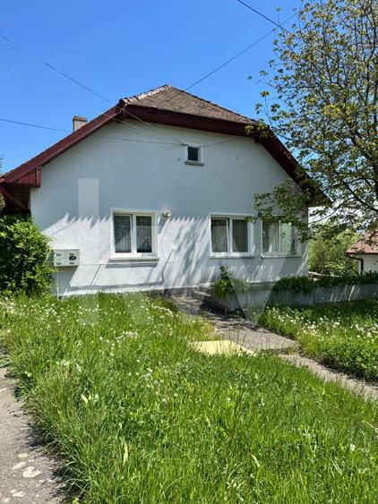 3 CASUTE IN MIJLOCUL NATURII - 13