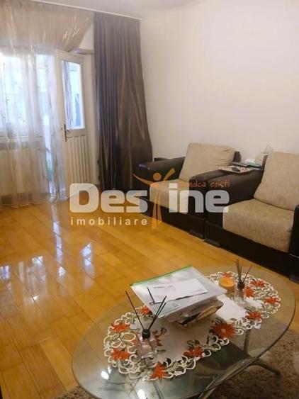 Apartament cu 3 camere decomandat, mobilat în Ultracentral