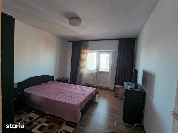Apartament cu 3 camere în Far