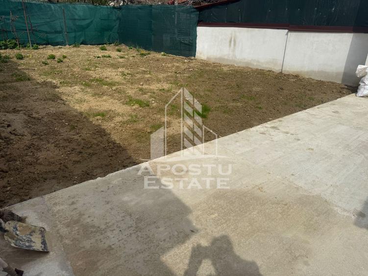 Casă individuală cu 4 camere cu Canalizare în Plopi