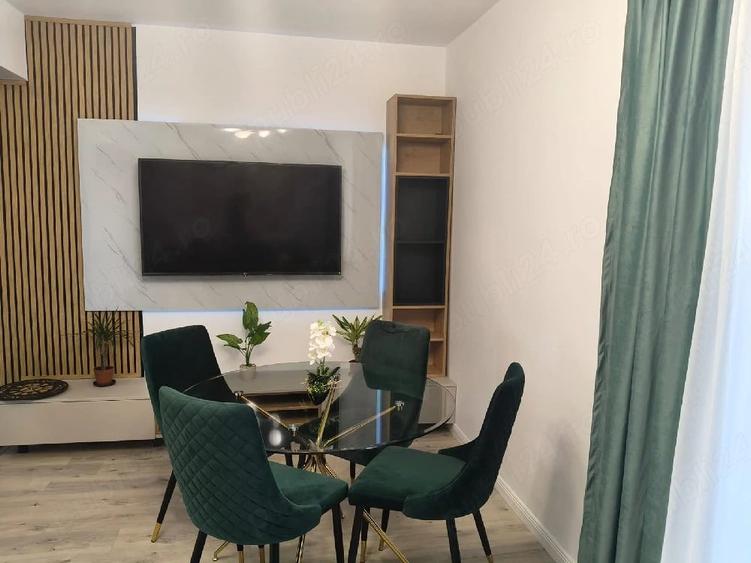Apartament cu 2 camere decomandat în Titan
