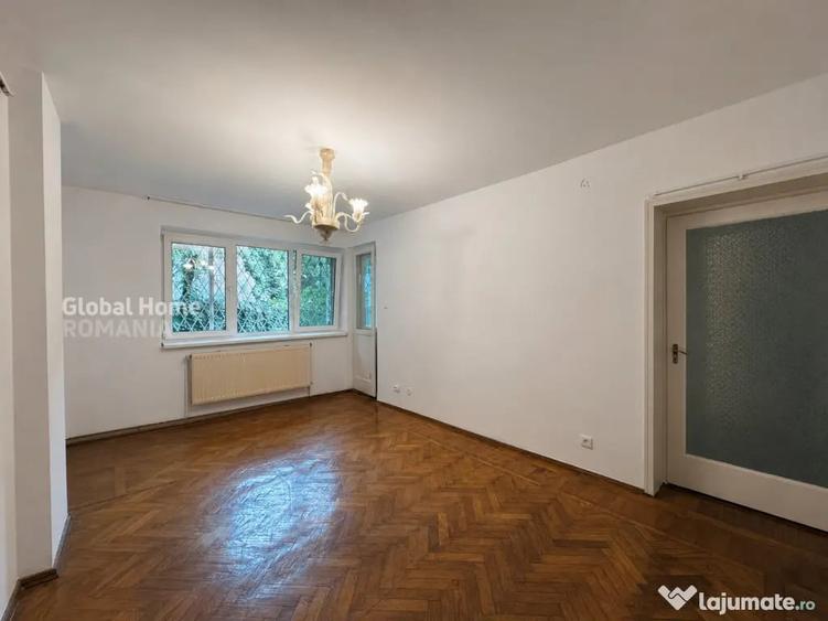 Apartament cu 3 camere semidecomandat în 1 Mai