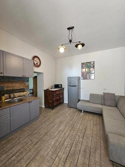 Apartament cu 2 camere decomandat în Exterior Vest