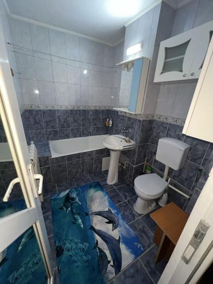 Apartament cu 2 camere decomandat în Abator