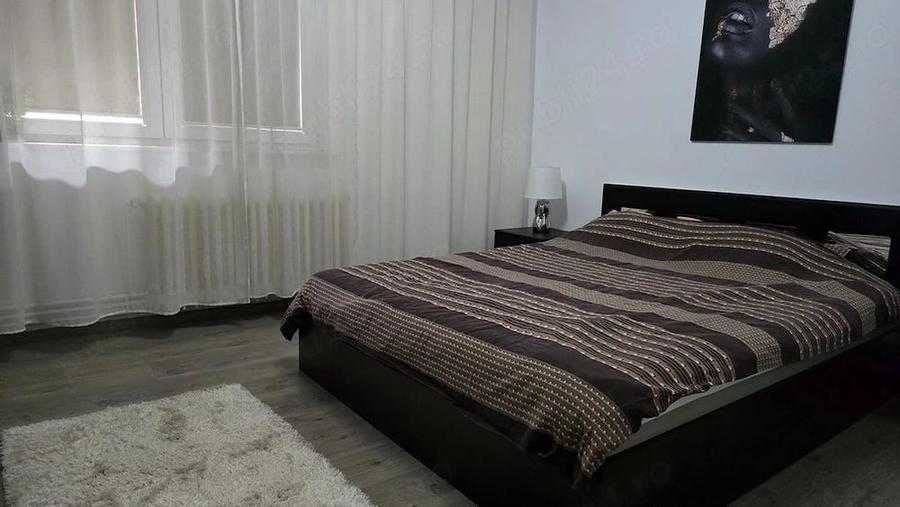 Apartament cu 2 camere decomandat în 22 Decembrie