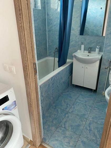 Apartament cu 2 camere decomandat în Aleea Carpați
