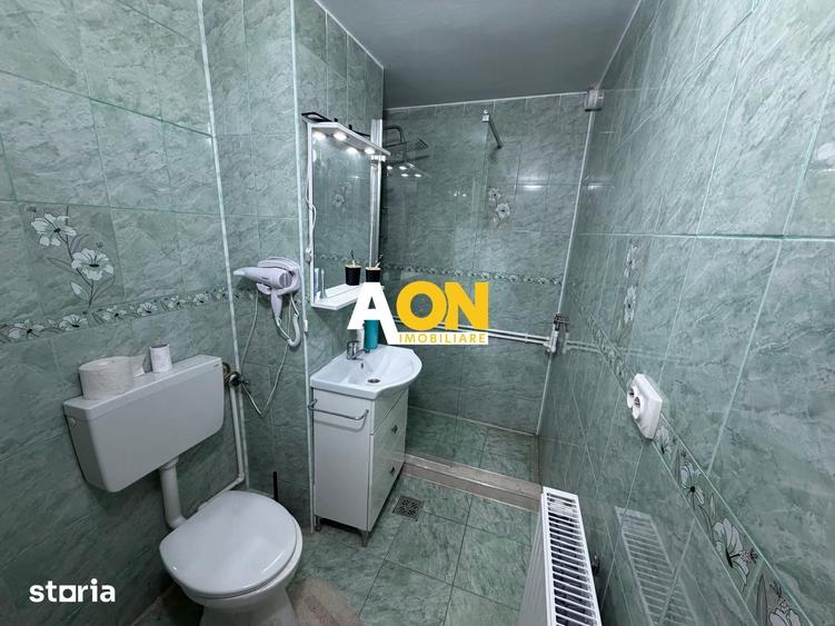 Apartament cu 3 camere decomandat în Cetate