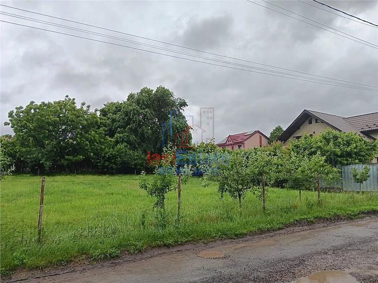 Teren de 514 mp, în Valea Ursului