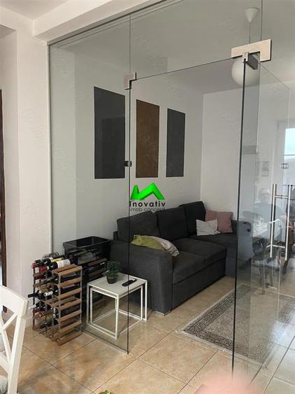 Apartament cu 3 camere decomandat, mobilat în Turnișor