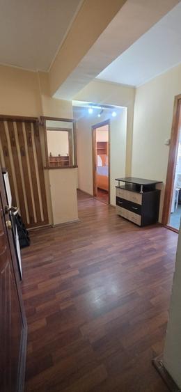 Apartament cu 3 camere decomandat în Ultracentral