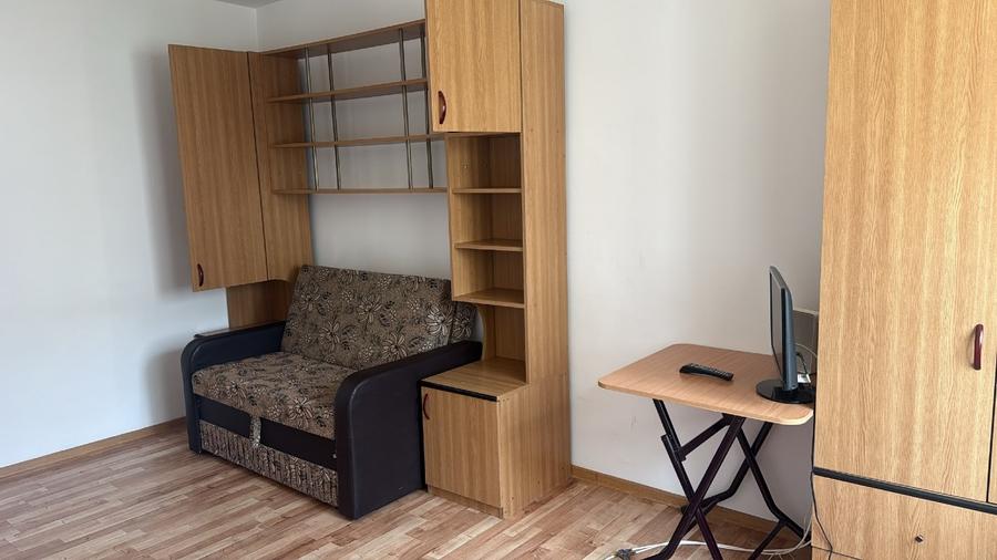 Garsonieră semidecomandată în Mircea cel Bătrân