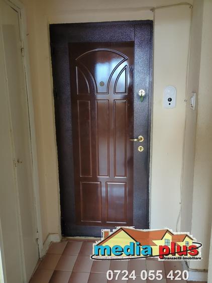 Apartament cu 3 camere decomandat în Micro 39
