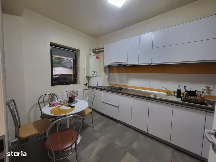 Casă cu 3 camere în Central